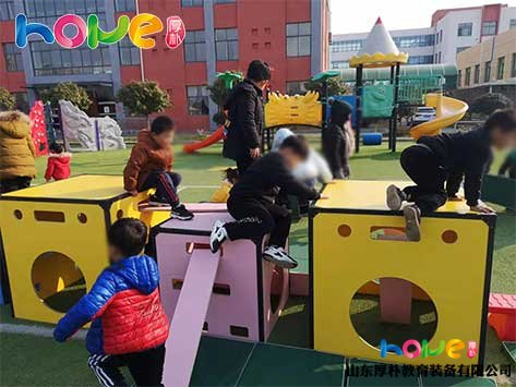 幼儿园户外安吉游戏器材室外大型积木体
