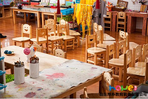 幼儿园安全课如何搬椅子教案
