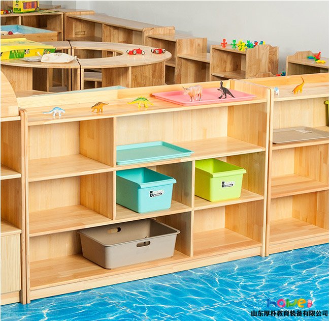 一般幼儿园教室里需要多少个玩具柜
