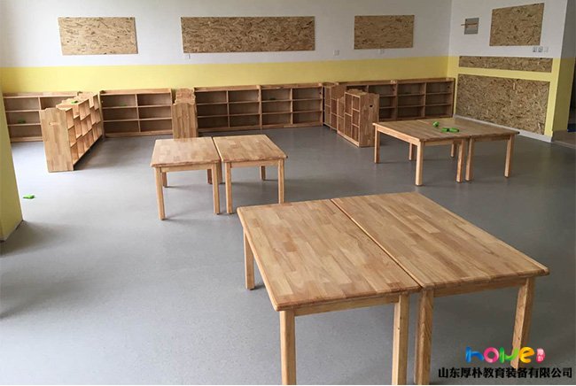 幼儿园桌子小岛式摆放造型介绍