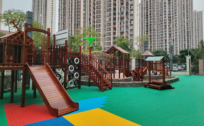 在幼儿园教育活动中，为什么要关注幼儿学习与发展的整体性？